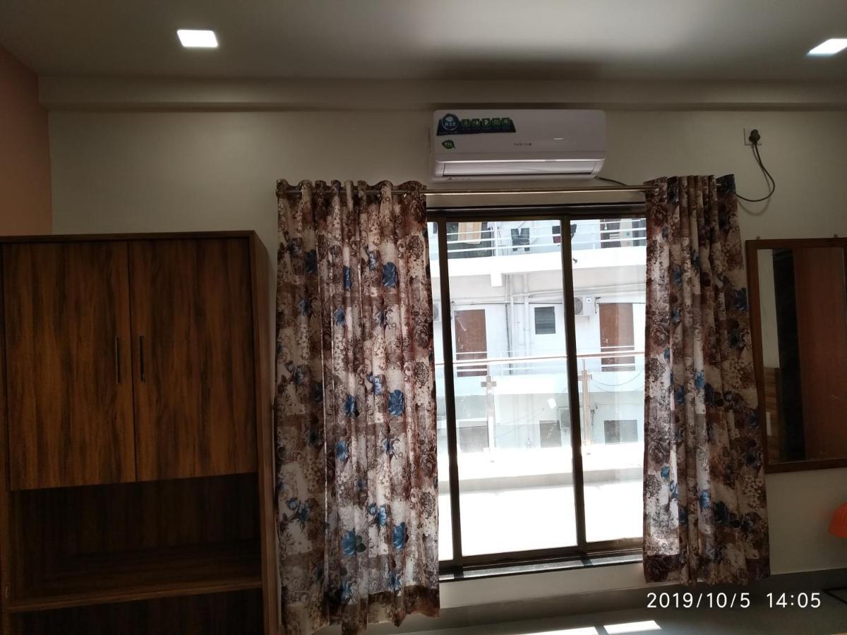 Lotus Hotel Nagaon Beach Alībāg Exterior foto
